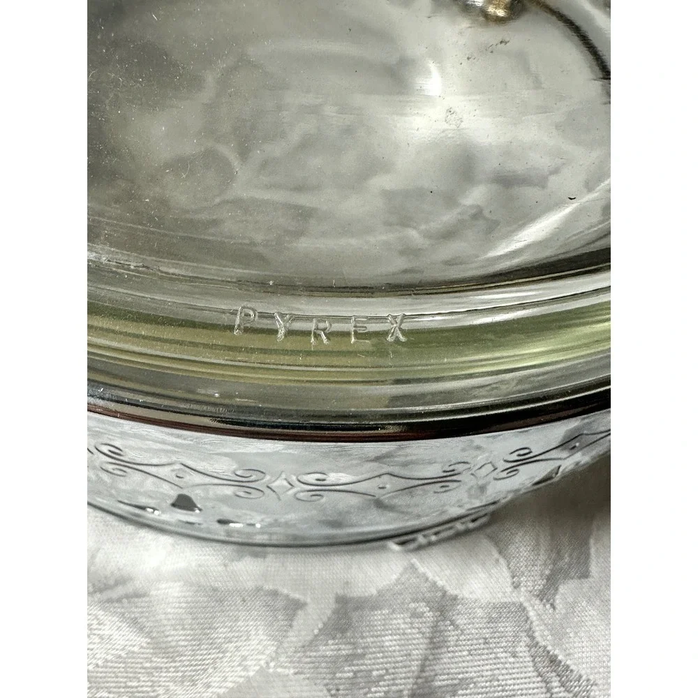 Vintage Pyrex Casserole Dish 1.5qt Glass Silver Filigree Carrier Tape Residue